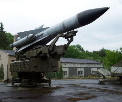 Un rus a dus două rachete antiaeriene la fier vechi. Acestea au explodat după ce muncitorii au încercat să le taie. Video!