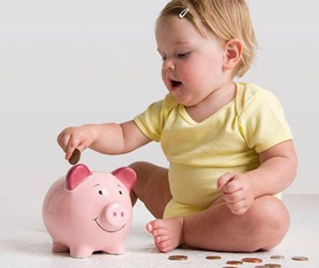Vești proaste pentru părinții cu venituri lunare mari. Indemnizația pentru creșterea copilului a fost plafonată la 1.800 de euro