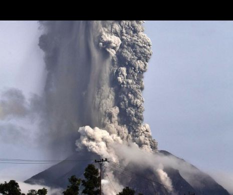 VIDEO: Vulcanul Sinabung a început să erupă