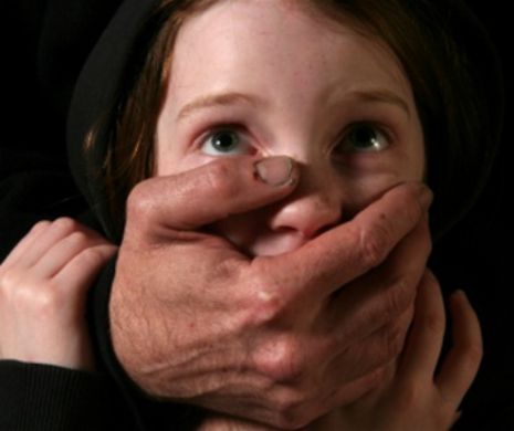 A fost prins pedofilul care a violat o fetițăde 5 ani în curtea creșei