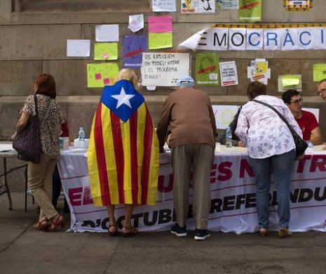 Catalanii votează duminică, iar președintele lor ar putea fi arestat