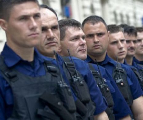 Coşmarul terorismului: Au fost DAŢI afară PATRU agenţi de securitate fiindcă aveau BARBA PREA LUNGĂ