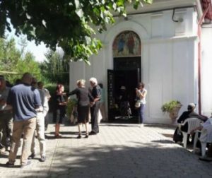 SCANDALOS! SOȚIA primarului din Ploiești a sfidat BUNUL-SIMȚ. Cum a venit îmbrăcată la înmormântarea lui Mircea Ionescu Quintus