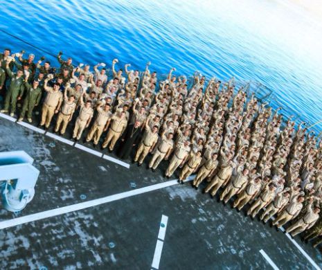 Fregata Regele Ferdinand sărbătorește Ziua Armatei în misiune NATO, pe Mediterana