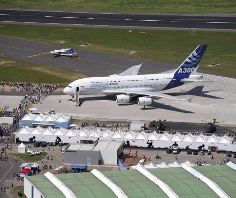 Inconştientul de la manşa unui Airbus A330 A SPERIAT UN ORAŞ cu MANEVRA SA CRIMINALĂ. Groază şi panică în aer – Video