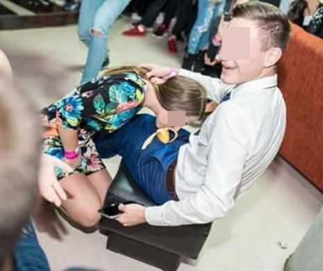 Scandal imens la o petrecere de Balul Bobocilor din Cluj! Fetele s-au întrecut la proba de ”mâncat banana” GALERIE VIDEO