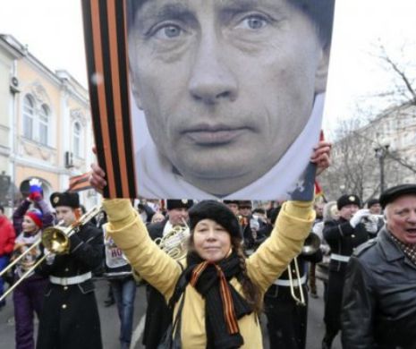 „Vine Putin, spălați geamurile!” Cum este pregătită vizita preşedintelui într-un oraş rusesc