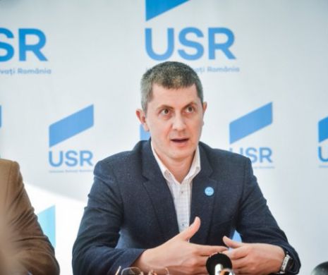 Barna (USR): Dragnea și Tăriceanu confundă Parlamentul cu propriile partide