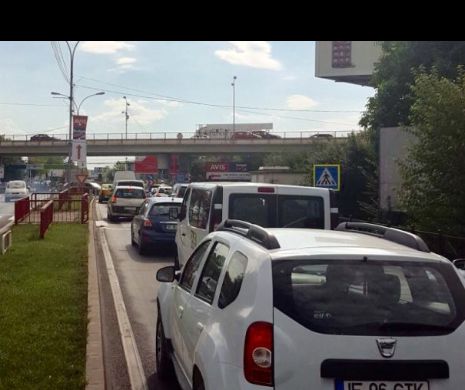 București, cel mai aglomerat din Europa. Orașul în care stai 9 zile pe an blocat în trafic