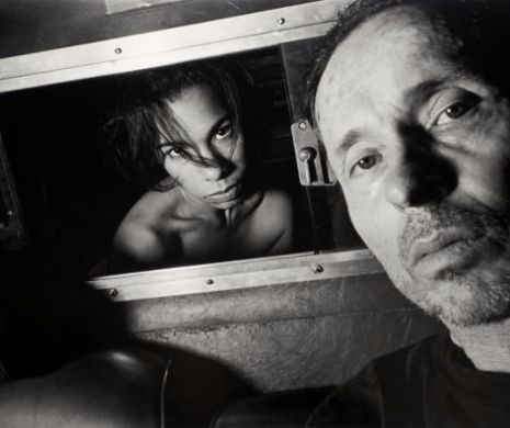 Ce se ÎNTÂMPLĂ într-un TAXI când NIMENI nu se UITĂ? Un bărbat și-a fotografiat CLIENȚII 20 de ani - GALERIE FOTO ȘOCANTĂ