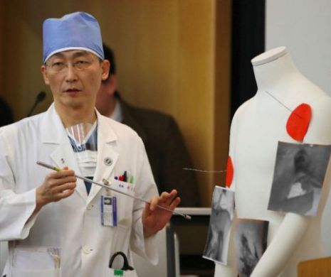 Doctorii au descoperit nişte VIERMI NEMAIVĂZUŢI în corpul DEZERTORULUI nord-coreean
