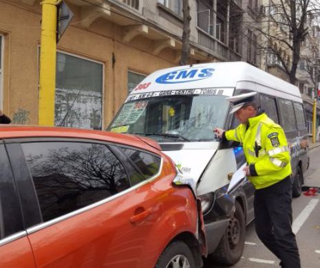 Dosar penal pentru un șofer de microbuz, din Constanța, beat la volan și agresiv