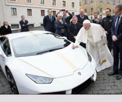 Papa Francisc a primit cadou  un Lamborghini Huracán personalizat - FOTO în articol