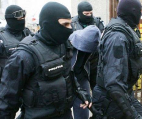 Patru polițiști și patru jandarmi PUȘI SUB ACUZARE în dosarul în care e cercetată bătaia aplicată unor tineri NEVINOVAȚI