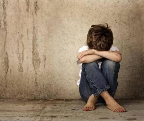 Povestea dramatică a unui băiețel, violat cu acordul mamei