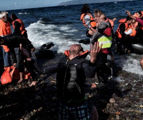 Proteste VIOLENTE pe insula Lesbos! Sunt peste zece mii de MIGRANŢI tinuţi PRIZONIERI în condiţii INUMANE