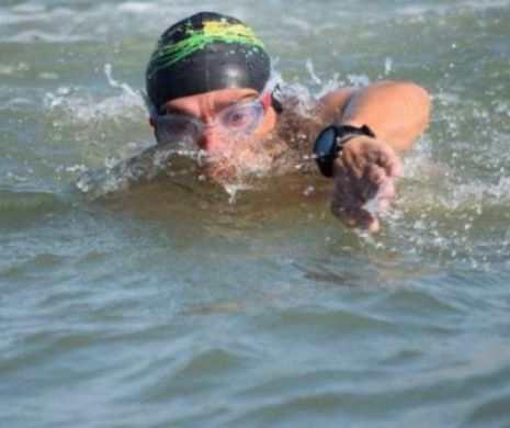 Avram Iancu va înota timp de 12 ore pentru a salva viaţa unui copil bolnav de cancer