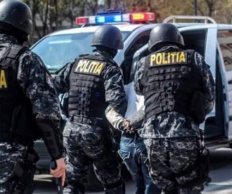 În 2 săptămâni, poliţiştii români au efectuat peste 200 de percheziţii cu scopul de a destructura organizaţii de tip mafiot