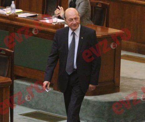 Traian Băsescu NU mai crede în PROTESTARI: „S-au înhăitat cu politicienii în piaţă”
