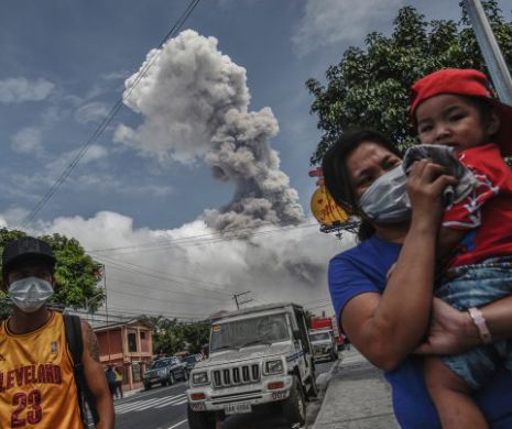 75000 de persoane evacuate datorită erupției unui vulcan