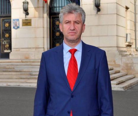 Cel mai CONTROVERSAT consilier al lui CARMEN DAN a DEMISIONAT! NEWS ALERT în POLITCĂ