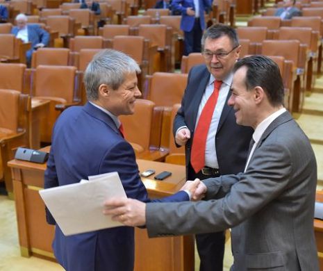 Liberalii cochetează cu Cioloș pentru europarlamentare