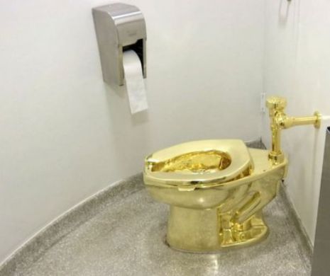 Muzeul Guggenheim i-ar fi oferit lui Donald Trump un vas de toaletă din aur de 18 carate. Aflaţi motivul
