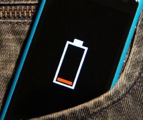 O baterie de telefon a EXPLODAT în mâinile unui TÂNĂR. Imagini ȘOCANTE - VIDEO