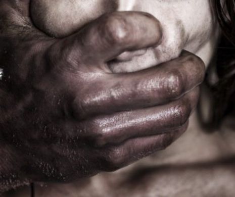 Viol cu muşcături. O femeie însărcinată a fost abuzaţă cu brutalitate în faţa fiului de cinci ani