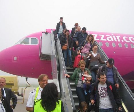 Wizzair: bagajele unor clujeni au ajuns din greşeală la Craiova