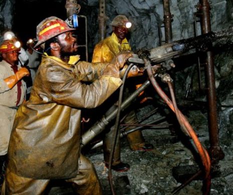 950 de mineri blocați în subteran într-o mină de aur