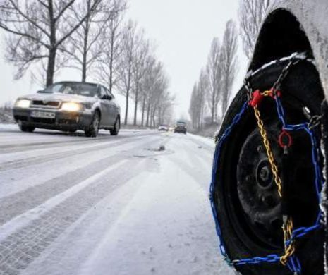 Circulație în CONDIȚII DE IARNĂ. Drumuri închise și restricții. Informații de ultimă oră din TRAFIC!