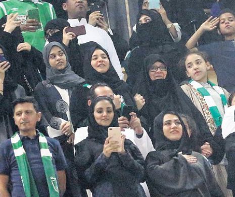 Dezrobirea femeilor: Revoluție fără precedent în Arabia Saudită