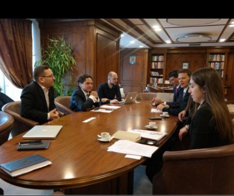 Întâlnirea ministrului George Ivașcu cu o delegație a Google