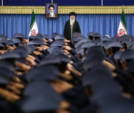 Iranul începe lupta ”anticorupție”. Ayatolahul Ali Khamenei a cerut oficialilor iranieni să taie capetele „balaurului cu șapte capete”