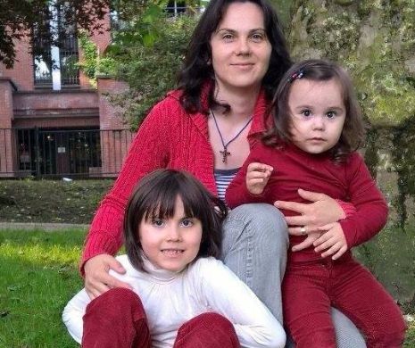O familie de români renunţă la Occident din cauza orelor de educaţie sexuală