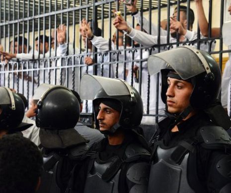 Război contra terorismului: 21 de persoane condamnate la moarte în Egipt