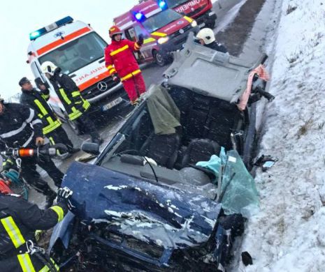 Un mort şi trei răniţi grav în două accidente de circulaţie petrecute pe raza judeţului Suceava duminică dimineaţă