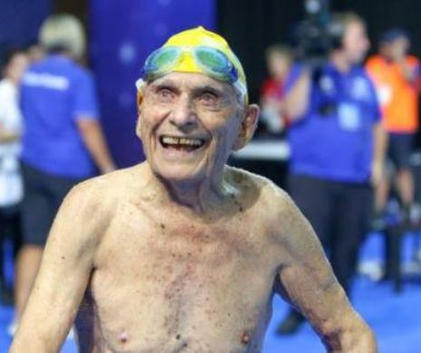 A doborât recordul mondial la înot la 99 ani