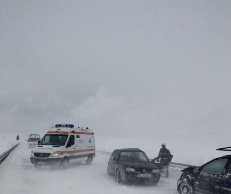 Accident grav petrecut în Buzău. O persoană a MURIT, alte două au ajuns la spital