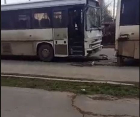 Accident TERIBIL în Satu Mare! Trei autobuze s-au CIOCNIT. Situația ACTUALĂ a VICTIMELOR - VIDEO