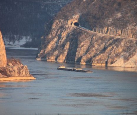 Raport îngrijorător. Dunărea a atins cote alarmate, din cauza intervenției umane