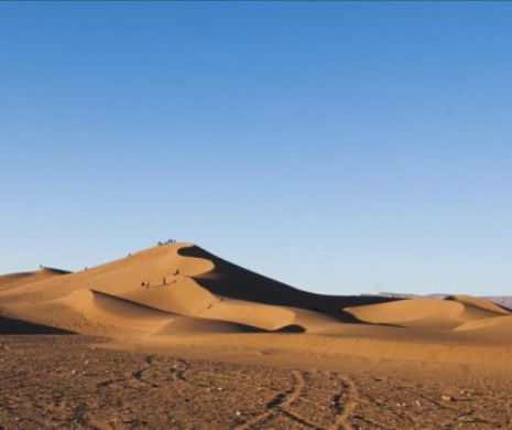 Cercetătorii de la Institutul de Tehnologie din Massachusetts (MIT) au reușit să extragă apă din aerul arid al deșertului