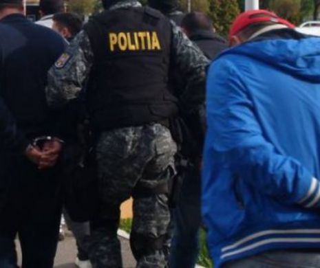 Grupare specializată în proxenetitsm, destructurată duminică de poliţiştii din Timiş