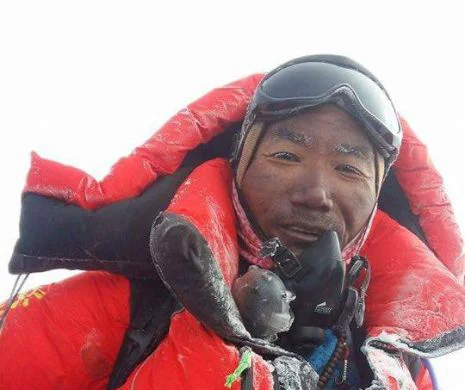 Nou record mondial. Un șerpaș nepalez se pregătește să urce pe Everest pentru a 22-a oară