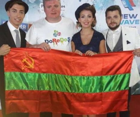 Reprezentanții Republicii MOLDOVA la Eurovision au defilat cu STEAGUL TRANSNISTRIEI