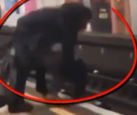 Clipe de COȘMAR la metrou! Doi bărbați au căzut ÎN FAȚA trenului. Video ȘOCANT!