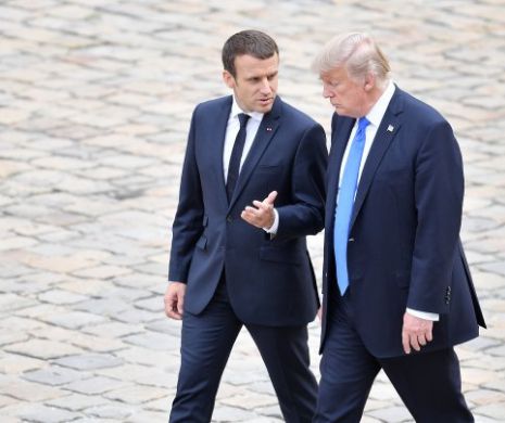 Glume între Trump și Macron! Cum l-a scuturat președintele SUA de mătreață pe omologul său francez – VIDEO