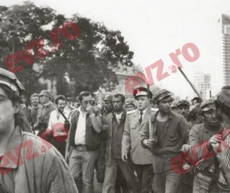 Minerii, aduşi în Capitală cu trenuri care au circulat în regim prezidenţial