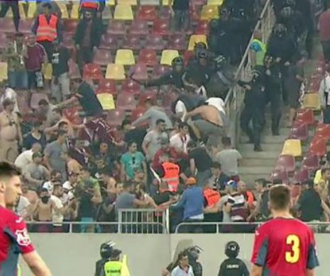 NEWS ALERT. Incidente GRAVE la meciul CSA Steaua - Academia Rapid. Suporterii s-au luat la BĂTAIE pe „Arena Naționlă”